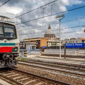https://la-suite-di-san-pietro.it-romehotels.com